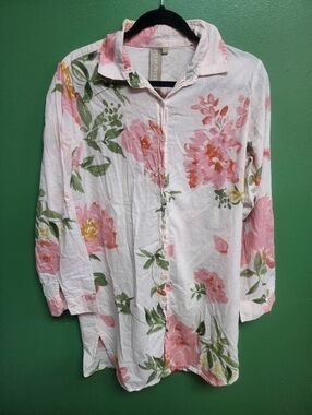 Plum Pretty Sugar Floral Button Down Blouse Pink Green 100% Cotton Size Large